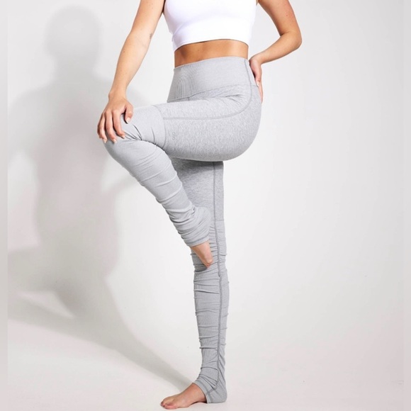 NWT ALO Yoga High-Waisted Alosoft Goddess Legging - Picture 1 of 8